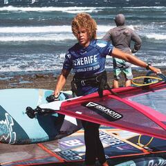 Jaeger Stone e Iballa Ruano se imponen en el Tenerife PWA