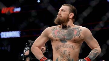 Conor McGregor regres&oacute; a la UFC luego de m&aacute;s de un a&ntilde;o lejos de los oct&aacute;gonos, pero la pandemia de coronavirus complicar&aacute; que pelee en los pr&oacute;ximos meses.