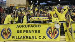 Aficionados del Villarreal.
