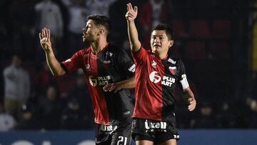 Colón remontó y roza la final