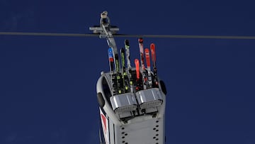 Skiers ride a gondola on Rettenbachferner glacier near the ski resort of Soelden, Austria, October 23, 2022. REUTERS/Leonhard Foeger