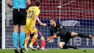 Oblak, en el partido ante el Barcelona. 