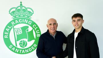 Manolo Higuera y Mario García, del Racing.