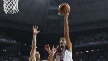 EE UU, a la final sin despeinarse