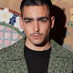 Omar Ayuso habla sin tapujos sobre ‘Élite’: “No es una serie modélica”