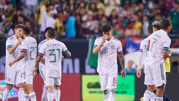 Jugadores de la Selección Mexicana después del partido en contra de Ecuador.