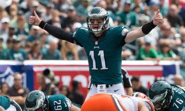Subir a por quarterback en el draft es un negocio de alto riesgo