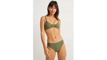 Bikini de color verde con aro y relleno de C&A