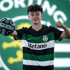 Paulo Iago saca la cabeza fuera del Madrid