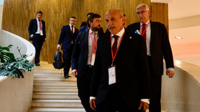 Del Nido pide al Consejo que deje de apoyar a su hijo