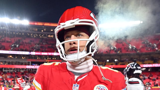 Patrick Mahomes sends message to Chiefs fans after postseason failure - AS USA