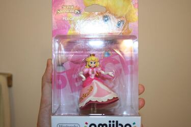 Encuentran un Amiibo de Peach que no tiene piernas
