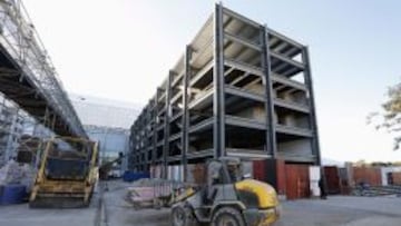 CURITIBA. El Arena de Baixada, donde España jugará contra Australia el día 23, sigue en obras.