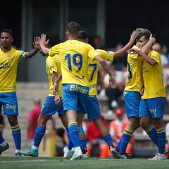Las Palmas termina la pretemporada con una segunda victoria