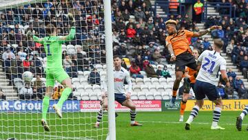 Aparecen diez positivos por coronavirus en la Championship