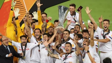 El Sevilla, campeón en Colonia.