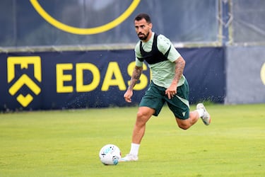 Un Mirandés a medio hacer... otra vez