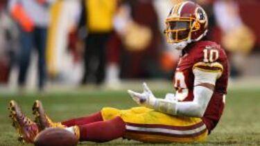 RG III va a tener una temporada muy dura detrás de una OL muy débil.