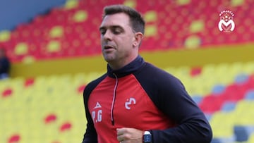 El ex DT de Colo Colo llegó en agosto a México donde ha revolucionado al Morelia, al punto de meterlo en zona de liguilla después de un pésimo arranque.