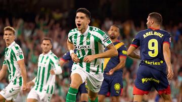 Marc Bartra durante el partido de LaLiga EA Sports entre el Betis y el Girona.