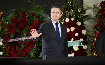 El presidente del Consejo Superior de Deportes, José Manuel Franco acude a la capilla ardiente.