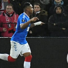 Alfredo Morelos abre la goleada de Rangers sobre Hearts