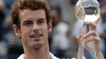 Murray revalidó el título contra Roger Federer