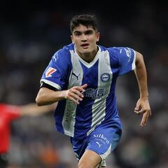 El primero del último día de mercado: Hugo Novoa llega cedido