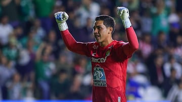 Oscar Garcia of Leon during the 2nd round match between Leon and Guadalajara as part of the Liga BBVA MX, Torneo Apertura 2025 at Nou Camp Stadium, on July 19, 2025 in Leon, Guanajuato, Mexico.