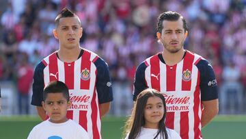(L-R), Roberto Alvarado and Alan Mozo of Guadalajara during the game Guadalajara vs Atlas, a friendly match of preparation prior to the start of the Torneo Apertura 2022 of the Liga BBVA MX, at Seatgeek Stadium, on June 18, 2022.
<br><br>
(I-D), Roberto Alvarado y Alan Mozo de Guadalajara durante el partido Guadalajara vs Atlas, - Clasico Tapatio. partido amistoso de preparacion previo al inicio del Torneo Apertura 2022 de la Liga BBVA MX, en el Estadio Seatgeek, el 18 de Junio de 2022.