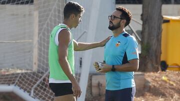 06/09/21
 VALENCIA CF
  ENTRENAMIENTO
 PAULISTA
 BORDALAS
 PUBLICADA 28/09/21 NA MA24 1COL