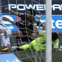 DT de Palestino no creyó en lesión de su arquero: “Pensé que hacía tiempo”