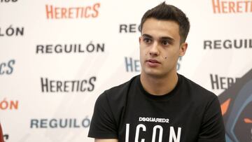 Reguilón, durante un acto.