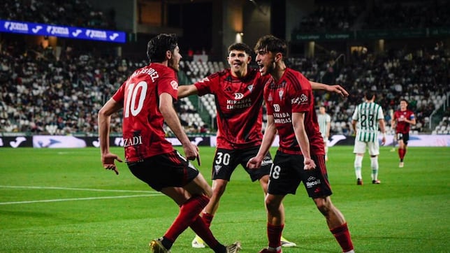 Unax del Cura irrumpe en Segunda por la puerta grande