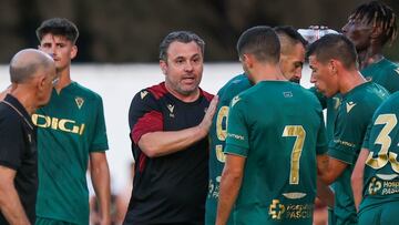 SERGIO GONZ?LEZ, ENTRENADOR DEL C?DIZ.