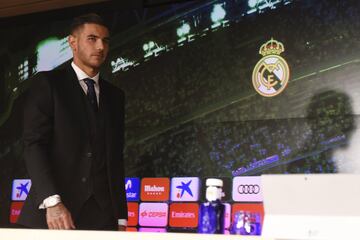 La presentación de Theo Hernández en imágenes