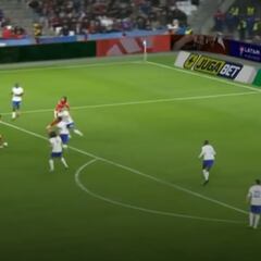 Osorio anota su primer gol en la Roja y enloquece a los franceses: ¡así le pegó desde fuera del área!