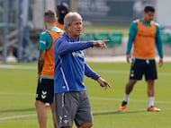 Manuel Pellegrini, en un entrenamiento.