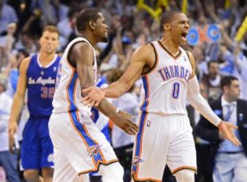 Kevin Durant (i) y Russell Westbrook 