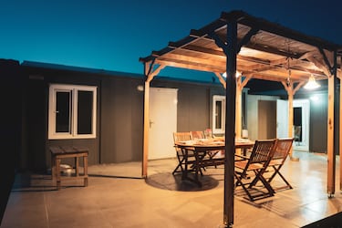 El proceso de fabricación de la estructura y los módulos puede ser significativamente más rápido que la construcción tradicional.