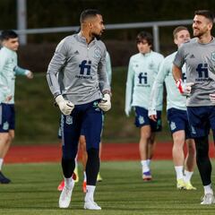 España cierra la preparación de su estreno sin Gerard Moreno