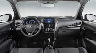 Toyota Yaris Sedán 2022, a prueba: de los autos más baratos en México, el mejor