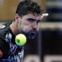 Belasteguín no jugará en Lisboa y Lima se une a Silingo