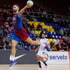 El Barça en el Palau maltrata sin compasión al Antequera