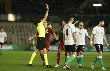 Expulsión de Giuliano Simeone, del Zaragoza.