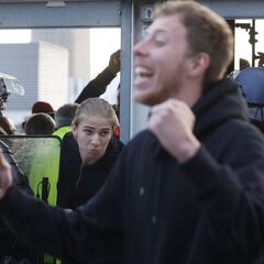 La UEFA se disculpa con los hinchas de Madrid y Liverpool