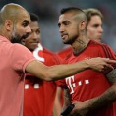 Guardiola: "Arturo Vidal nos contagia con su energía"