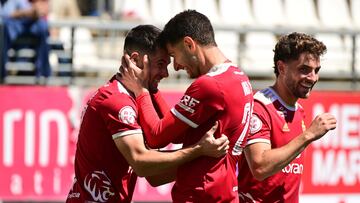 Goleada y al playoff... de momento