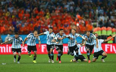 Argentina, éxtasis en los penaltis