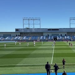 Las jugadoras del Rayo denuncian su precaria situación en el derbi ante el Real Madrid